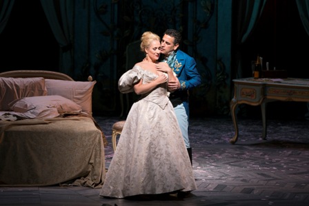 Traviata photo Marty Sohl
